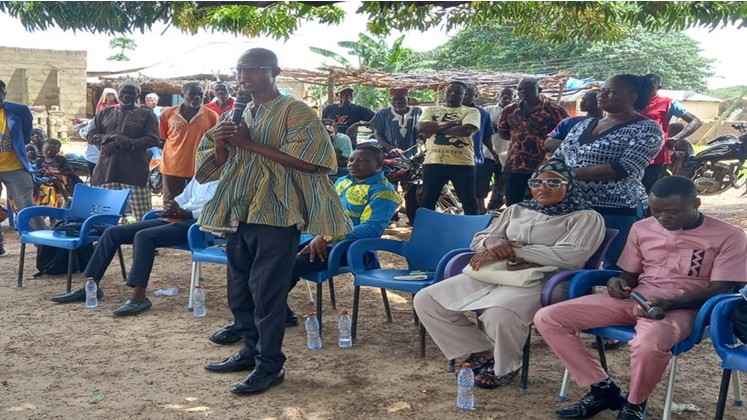 Health Director tours Wa East District